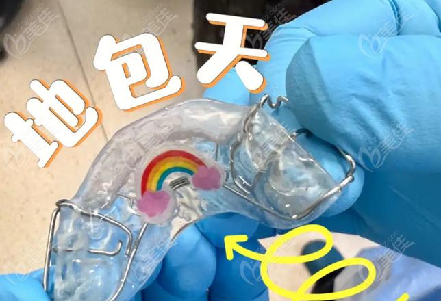 杭州青岛成人牙齿矫正要花多少钱？靠谱医院怎么选